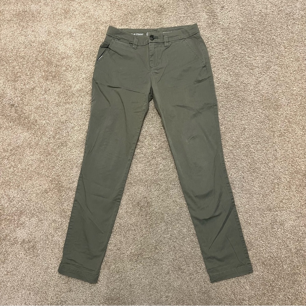 GAP Women's Straight Leg Pants in Olive Green
